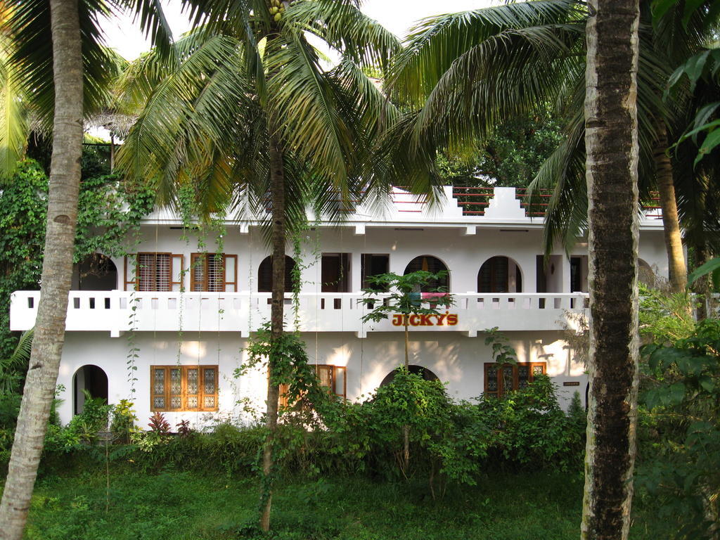 Jickys Nest Hotel Varkala Exterior photo